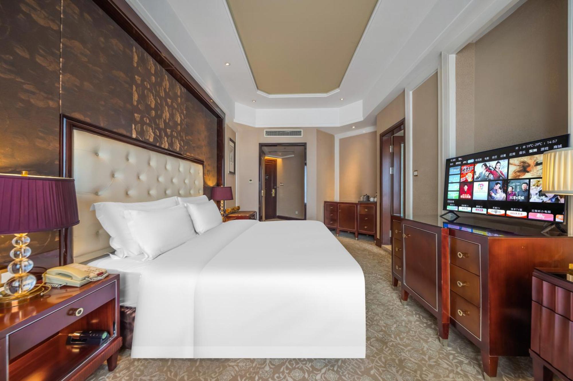Wyndham Grand Plaza Royale Palace צ'נגדו מראה חיצוני תמונה