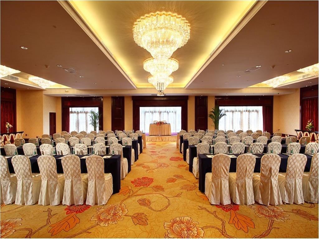 Wyndham Grand Plaza Royale Palace צ'נגדו מראה חיצוני תמונה